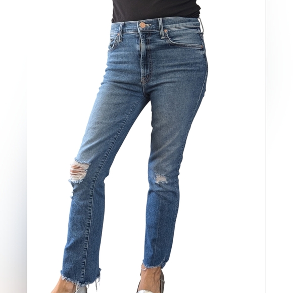 Mother Crop Step Chew Jeans Distressed Frayed Hem Size 26 Blue Denim - Picture 1 of 15